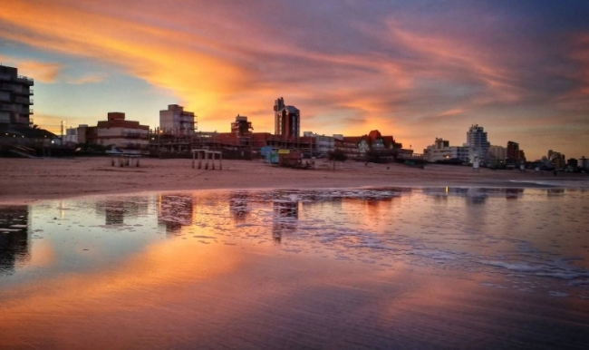 AO NUEVO EN VILLA GESELL EN BUS - 5 DAS / 4 NOCHES